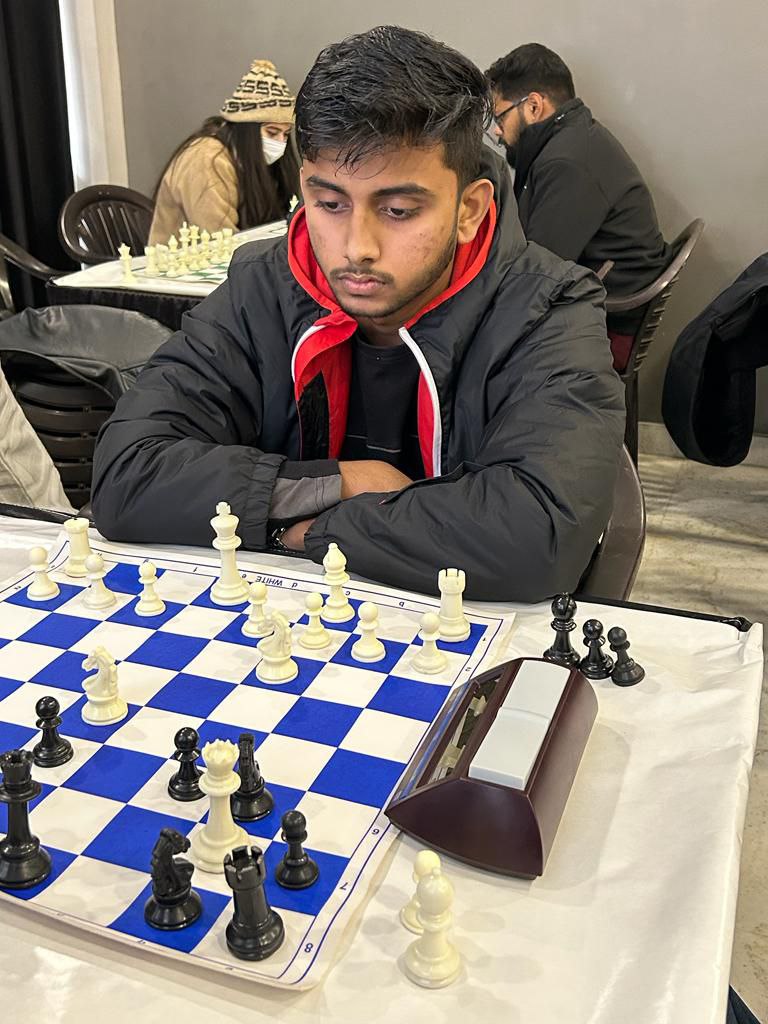 Student in blue t-shirt