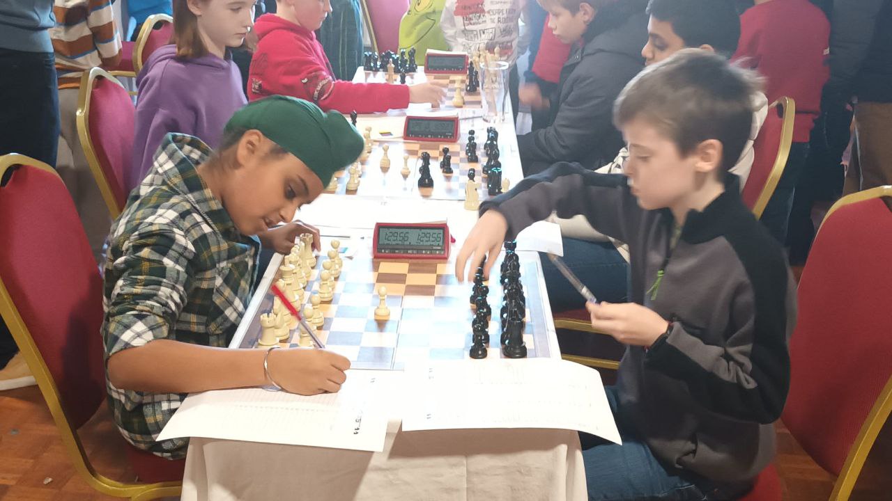 Student in blue t-shirt